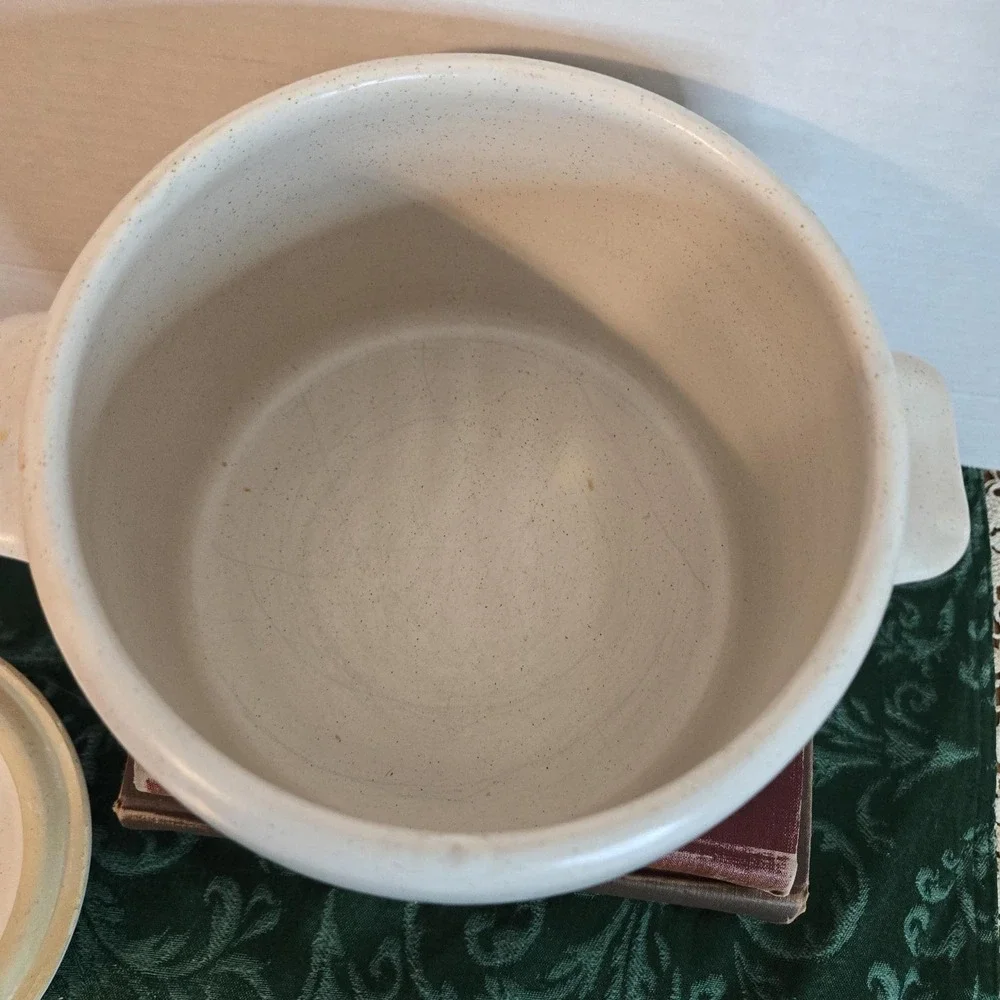 Vintage West Bend USA Stoneware Bean Pot w/Lid 1960's‎ MCM